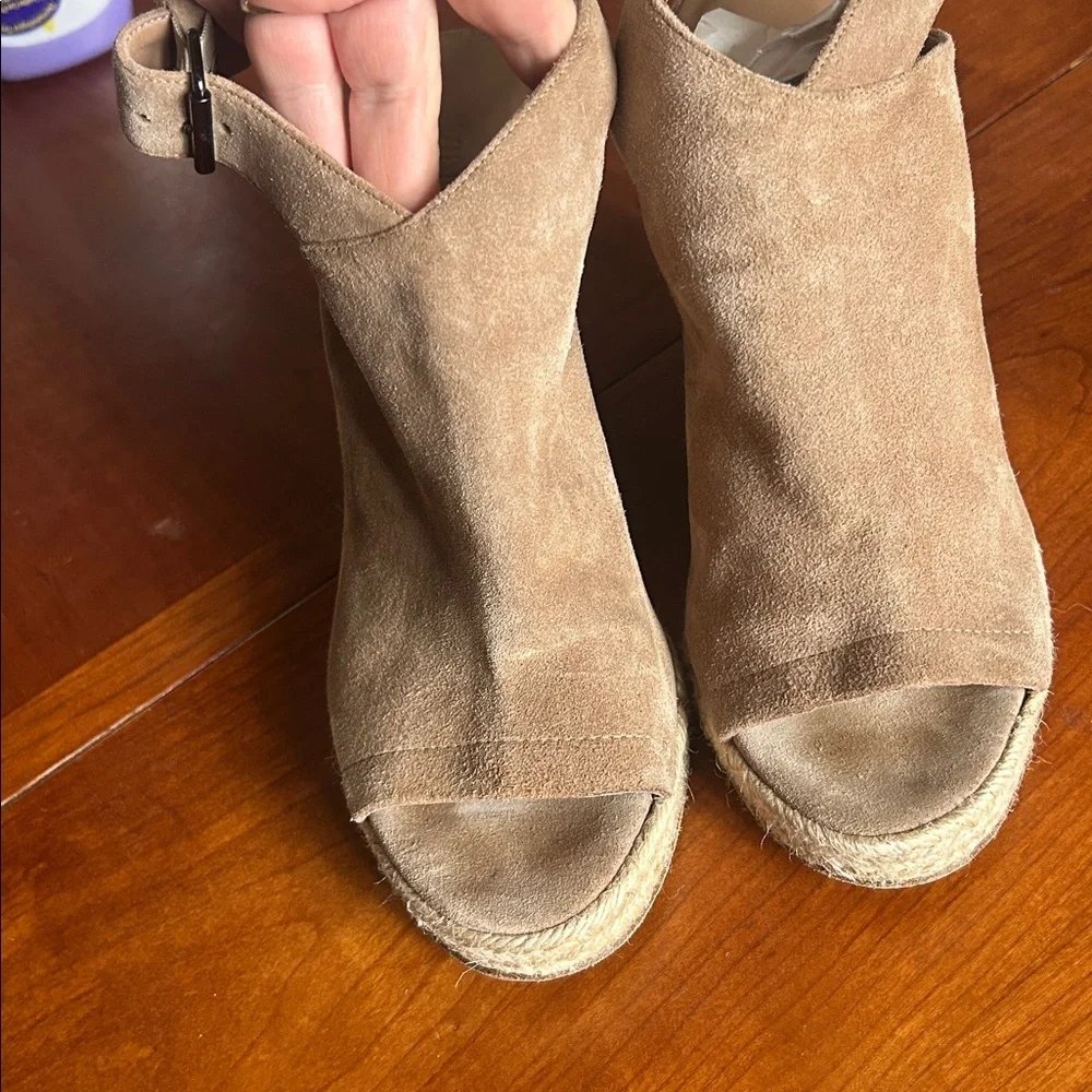 Vince Espadrille Wedges Women 10 Evangeline Taupe Tan Peep Toe Suede Ankle Strap
